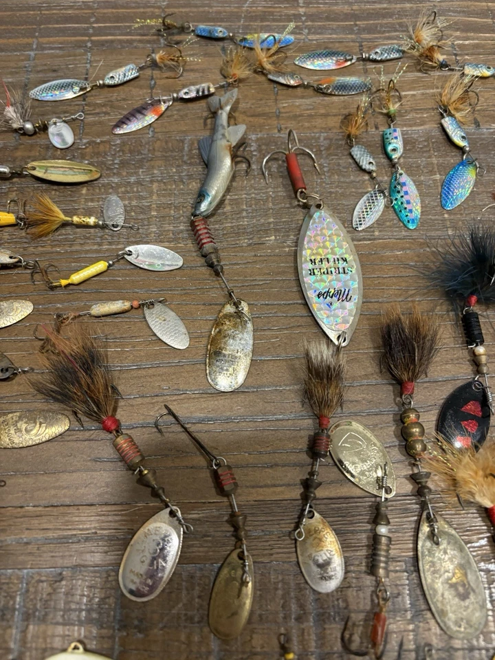 Lote de 79 cucharas mixtas-cebos giratorios Foto 4 de 4