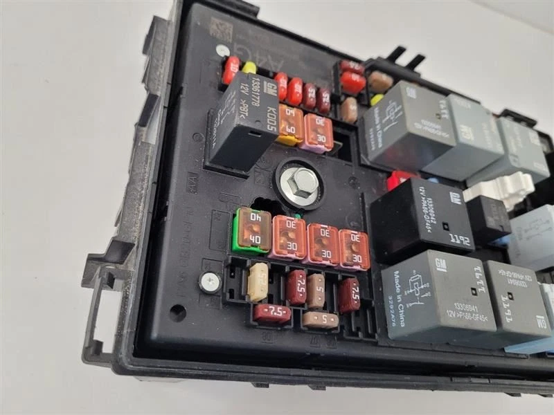 2013-2016 BUICK VERANO ENGINE RELAY FUSE BOX JUNCTION 22938539 OEM 13 14 15 16 - Image 4 of 4