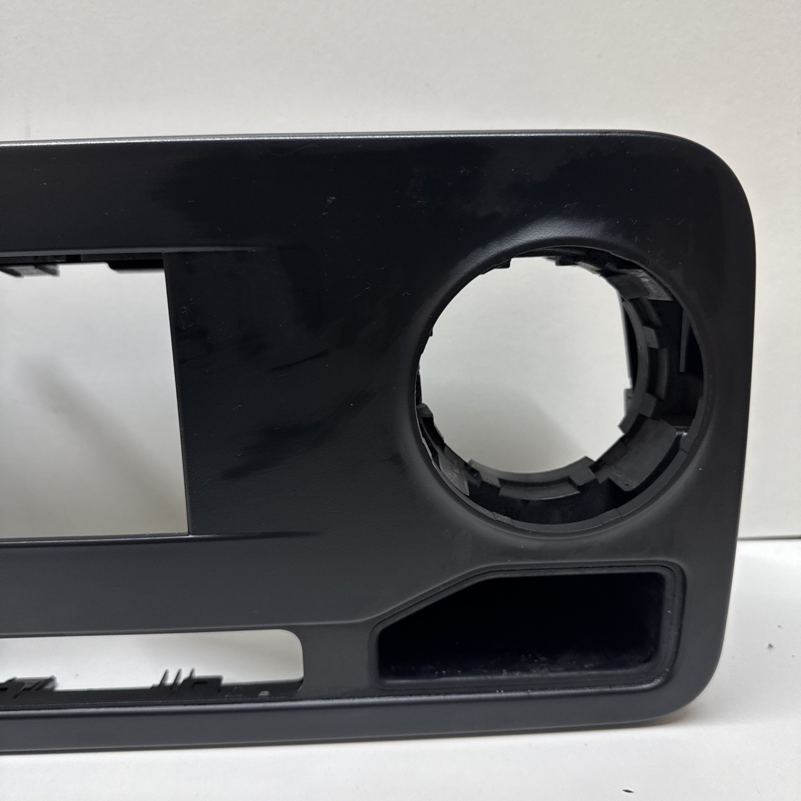 MERCEDES-BENZ SPRINTER 907/910 Music Player Trim A9108209000 3.0 Diesel  thumbnail 4