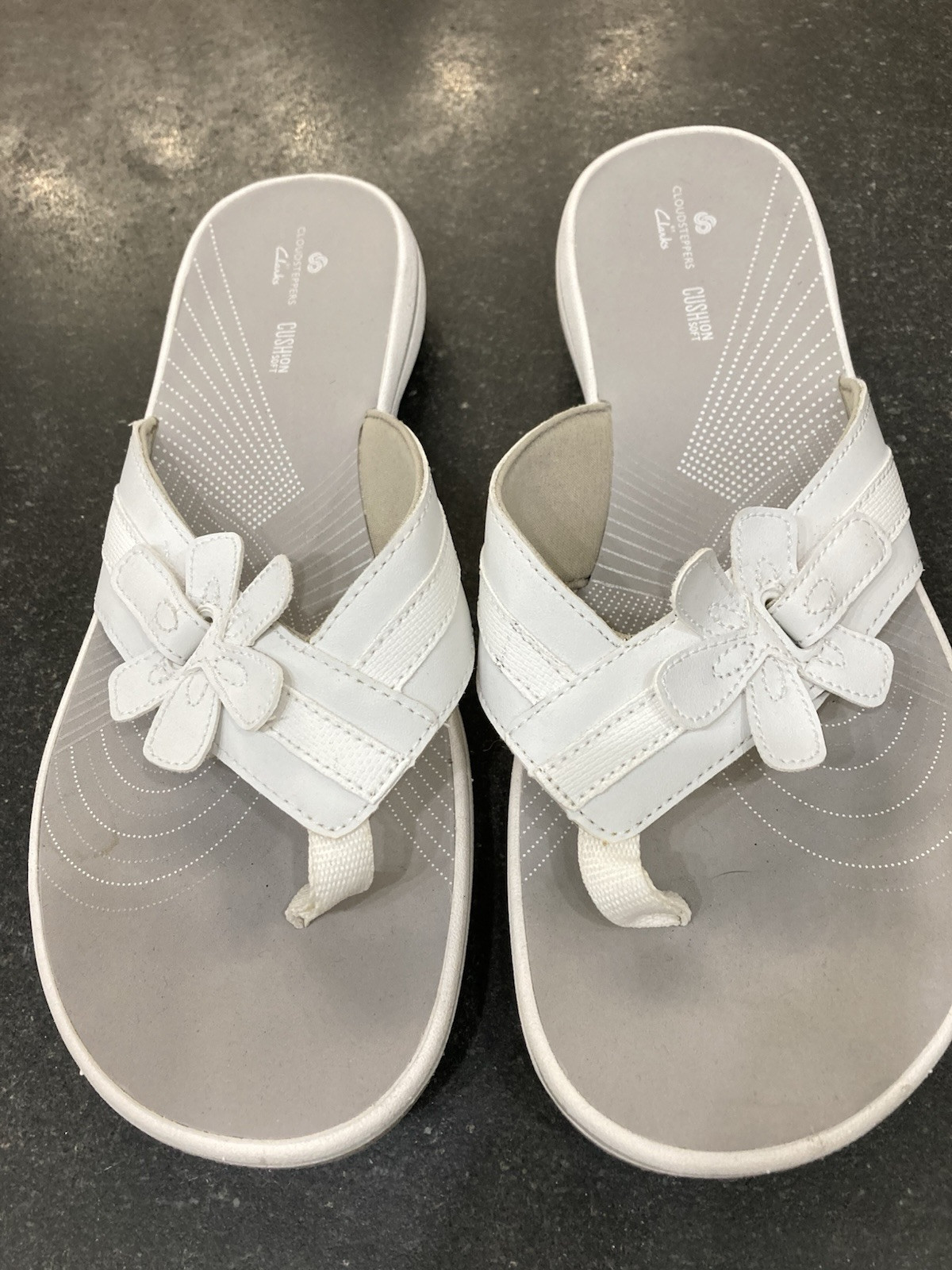 Clarks Cloudsteppers-Sandals-11 - image 1