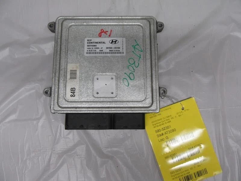Engine ECM Electronic Control Module 2.0L Automatic Fits 09-12 ELANTRA 1612491 - Imagem 2 de 4