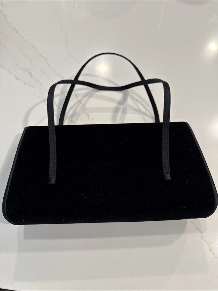 Cartera de terciopelo negro Foto 2 de 4