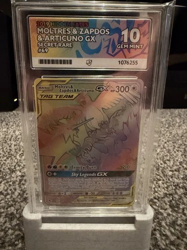Pokémon TCG Moltres & Zapdos & Articuno GX Hidden Fates 69/68 Ace 10