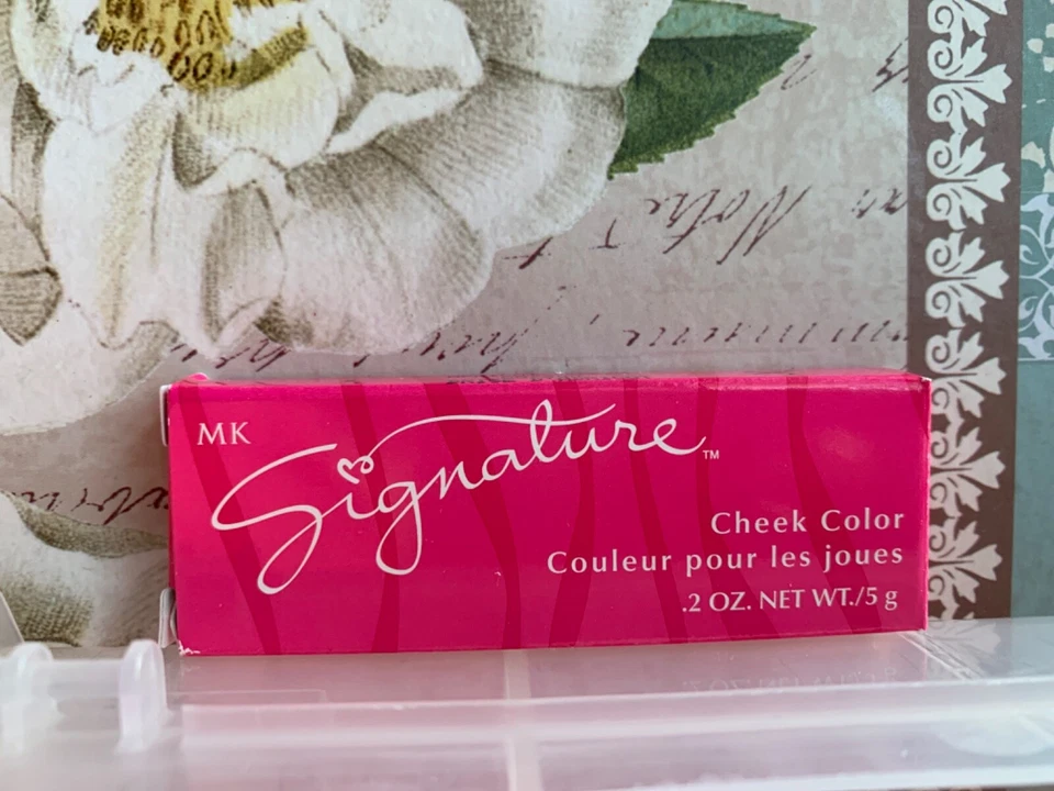 Mary Kay Signature Cheek Color - You choose shade - DISCONTINUED New in box - Image 2 of 3