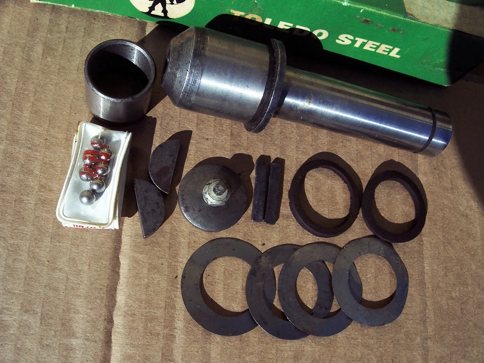 NOS Hudson Hornet K339 King Pin Set 1 Only, Vintage 1948-54 K 339 - Imagem 2 de 4