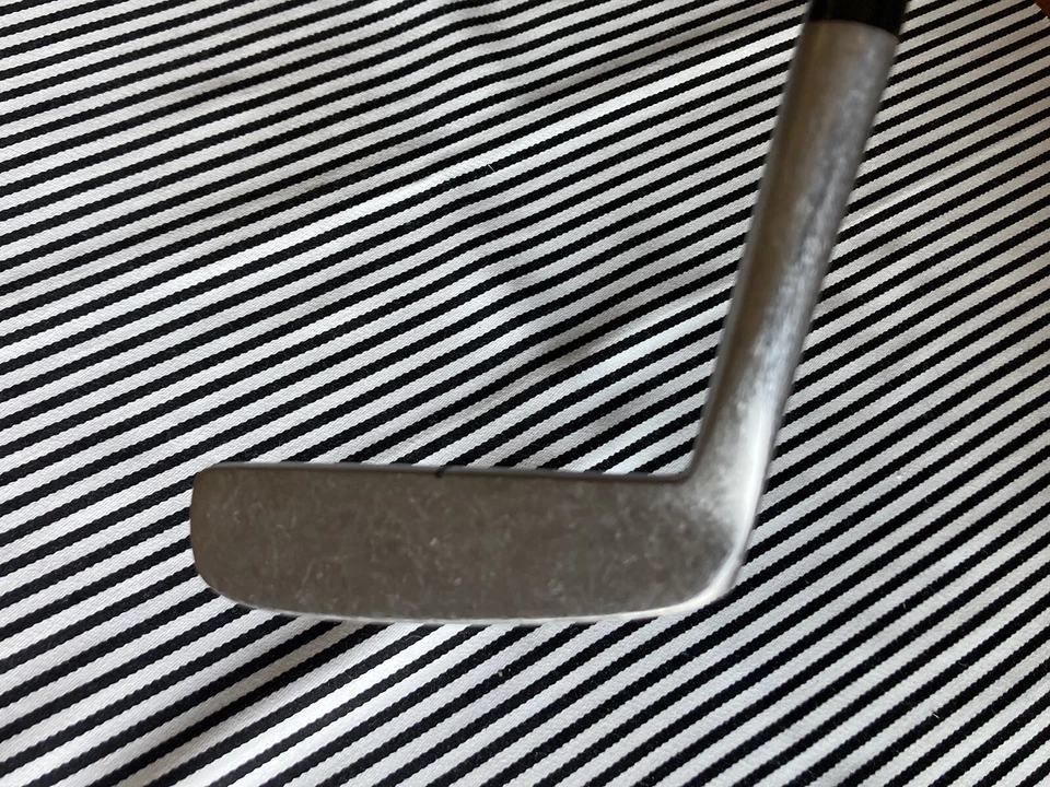 Bristol RH Geo Low GL 600 Putter, Melrose Park, IL  - 35". NOS - Image 2 of 4