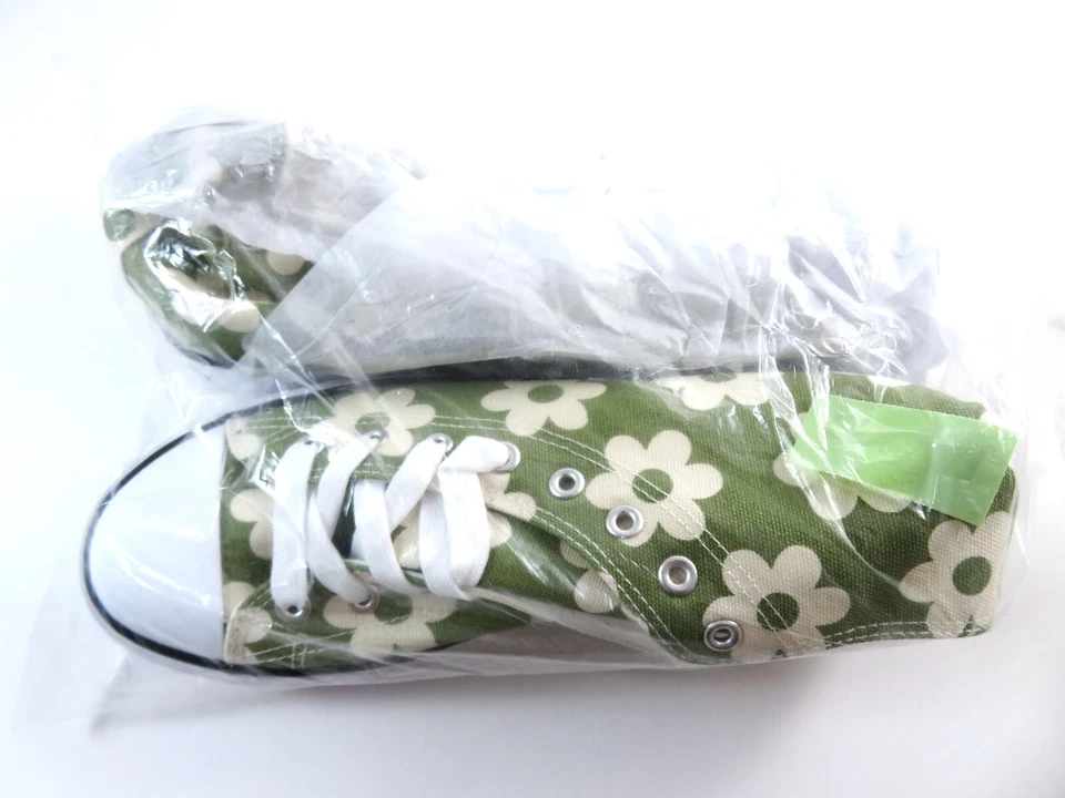 高帮运动鞋 鞋 橄榄绿色 花力 帆布 女式 尺码 8 全新 — 第 4/4 张图片