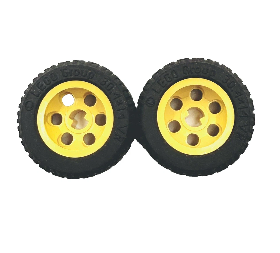 乐高 Technic #2994c01 轮胎/轮 30.4 x 14 VR 带黄色轮辋 (x2) — 第 2/4 张图片