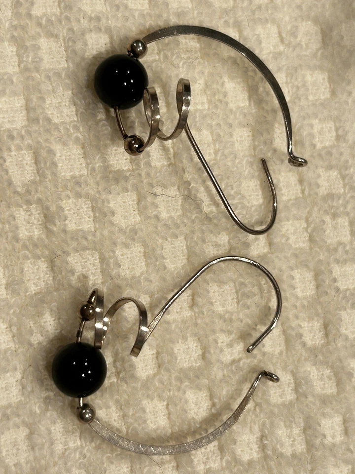 Silver Swirl Earrings With Obsidian Beads - Изображение 2 из 4