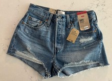 NWT Levis 501 Original High Rise Distressed Denim Shorts- Med Wash- Size 27