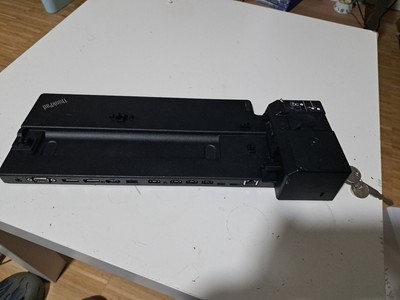 Lenovo ThinkPad Ultra Dockingstation 135W - Schwarz (40AJ0135EU)