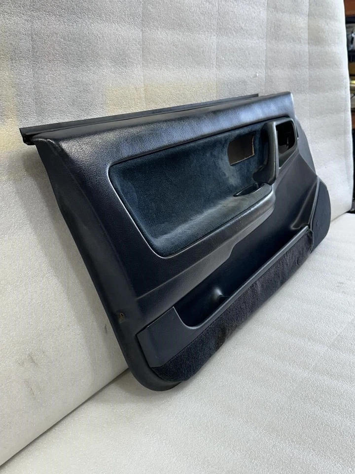 1990 1991 1992 1993 ACURA INTEGRA HATCHBACK DRIVER DOOR TRIM PANEL BLUE POWER - Image 2 of 4