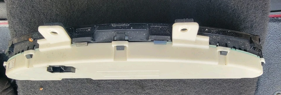 GMC ACADIA 2015 cuadro de instrumentos velocímetro medidores excelente estado Foto 2 de 4