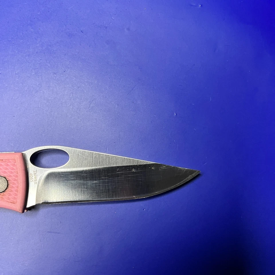 Navaja de Bolsillo Ka-Bar 4065 Diseño Dozier Rosa Concientización sobre el Cáncer de Mama Foto 4 de 4