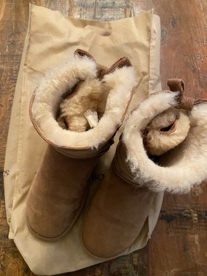 Original UGG Australia Boots Stiefel Boot  Farben hellbraun Gr. 38 / 7 Schleife