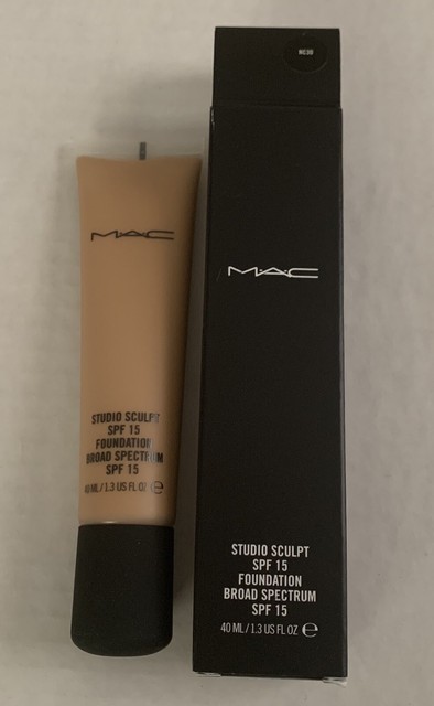 Mac Studio Sculpt Foundation Nc30