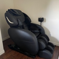 Infinity IT 8800 smart massage chair