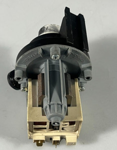 AEG L62260TL Waschmaschine Laugenpumpe Ablaufpumpe 132427803 1327320121 #1384-4Ü