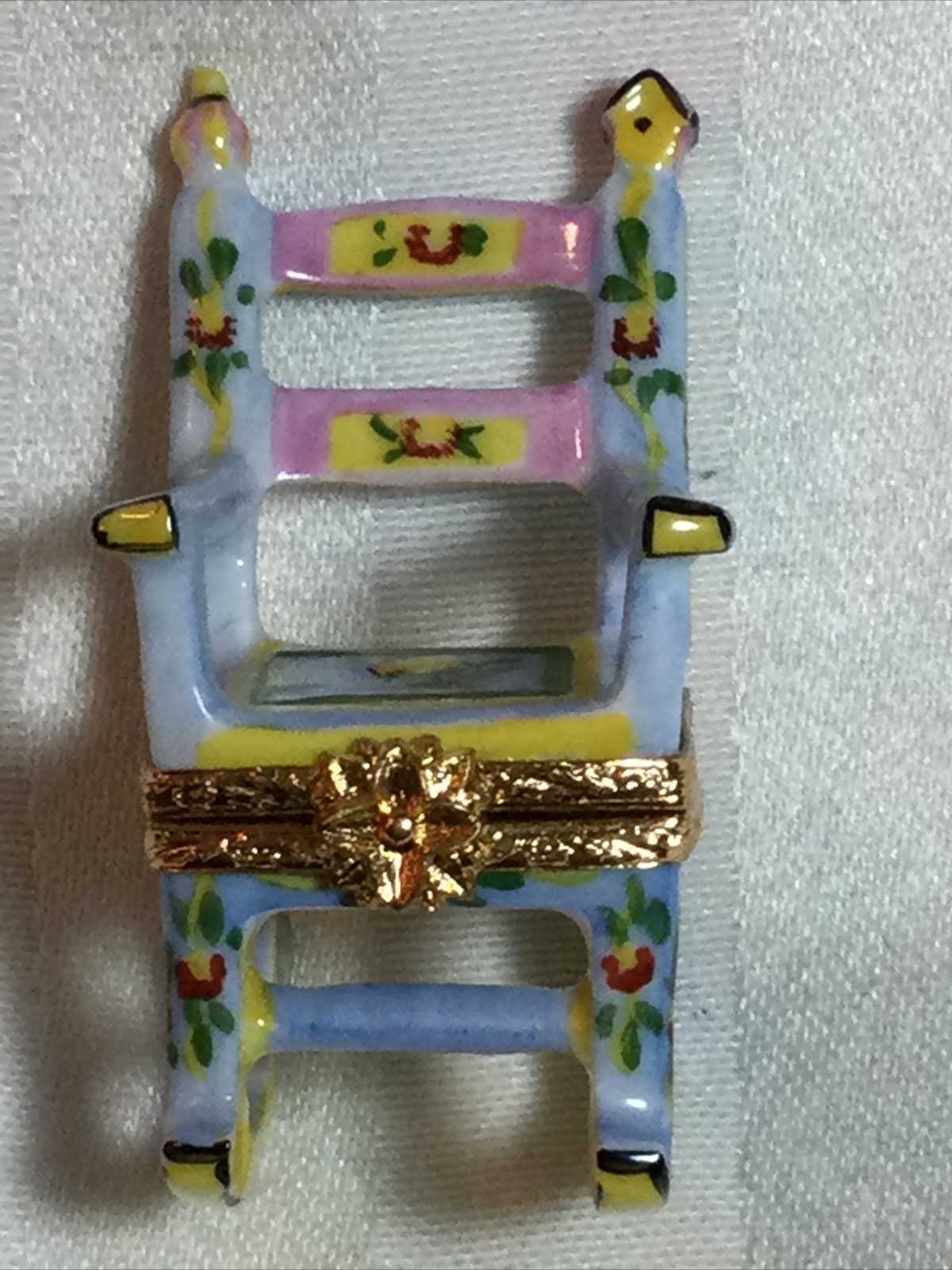 Foto 11 di 13