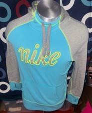 Women's Nike Therma-Fit Pull over Hoodie with Thumb Hole Sleeves Size Medium