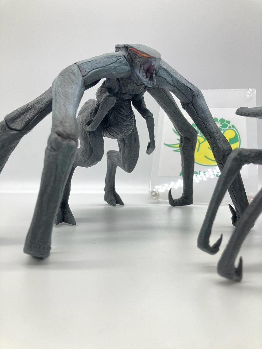 Kaiju Bangaichi Muto 2 set Figure Godzilla's Natural Enemies