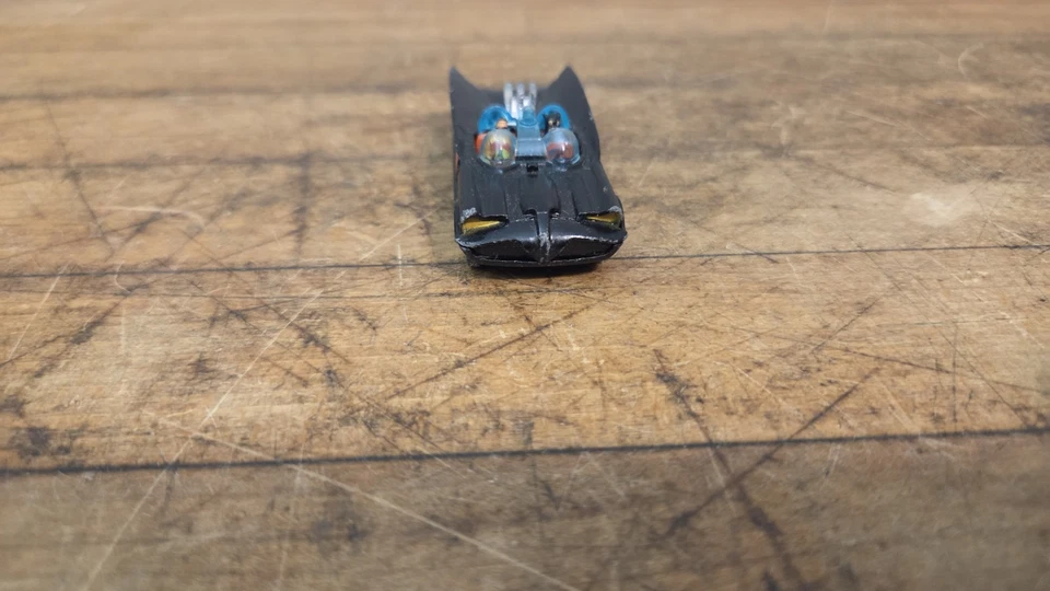 Batimóvil Husky/Corgi con Batman y Robin 1966 Hecho en Gran Bretaña ¡Bonito! Foto 3 de 4
