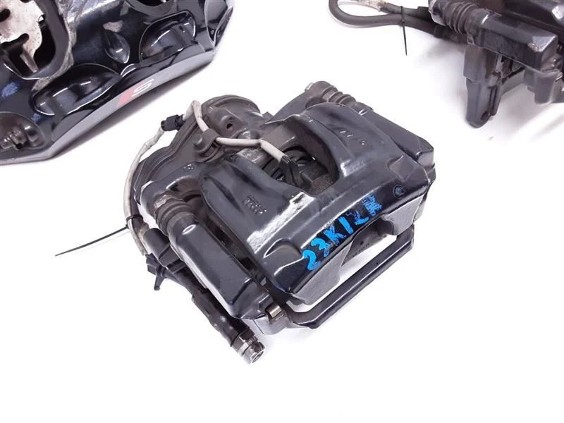 18-23 AUDI SQ5 Brake Caliper Set - Image 2 of 4
