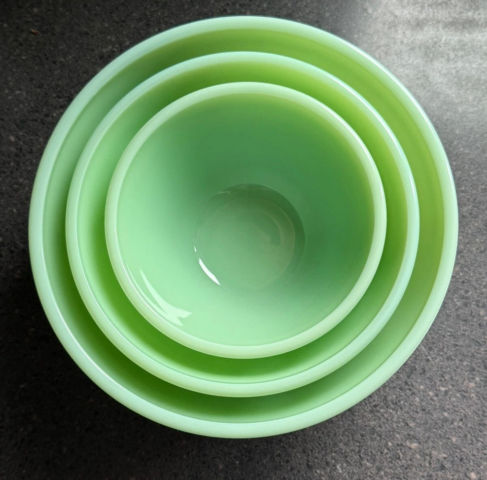 Mosser Glass - Set of 3 - JADE JADEITE GREEN Mixing Bowl Set (20oz, 40oz, 60oz) - Image 2 of 4