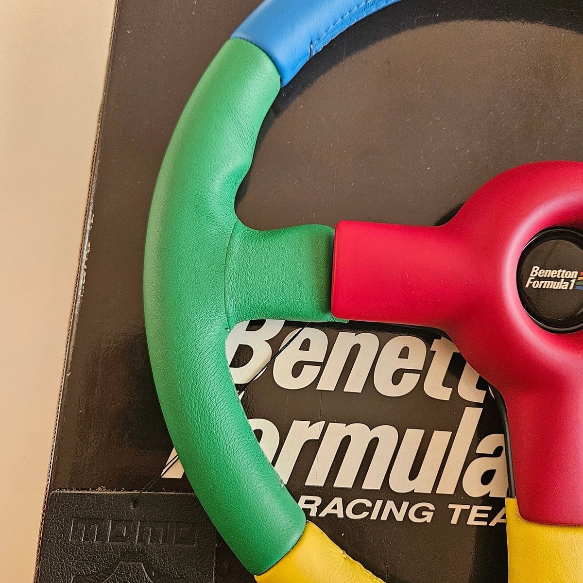 Benetton Formula ステアリングホイール Vintage Italian-made MOMO Benetton BENETON FORMULA F1 TEAM