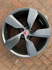 Jaguar E Pace X540 19 Alloy Wheel Style 5049 J9c3-da J9c3-ta 8jx19 Et40 1
