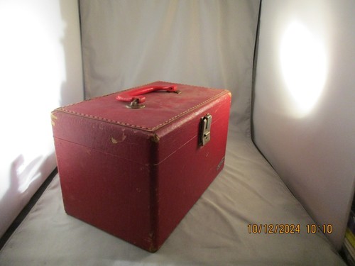 Vintage Gadabout by Neevel Child's Case Luggage Red Train Case used - Picture 3 of 14