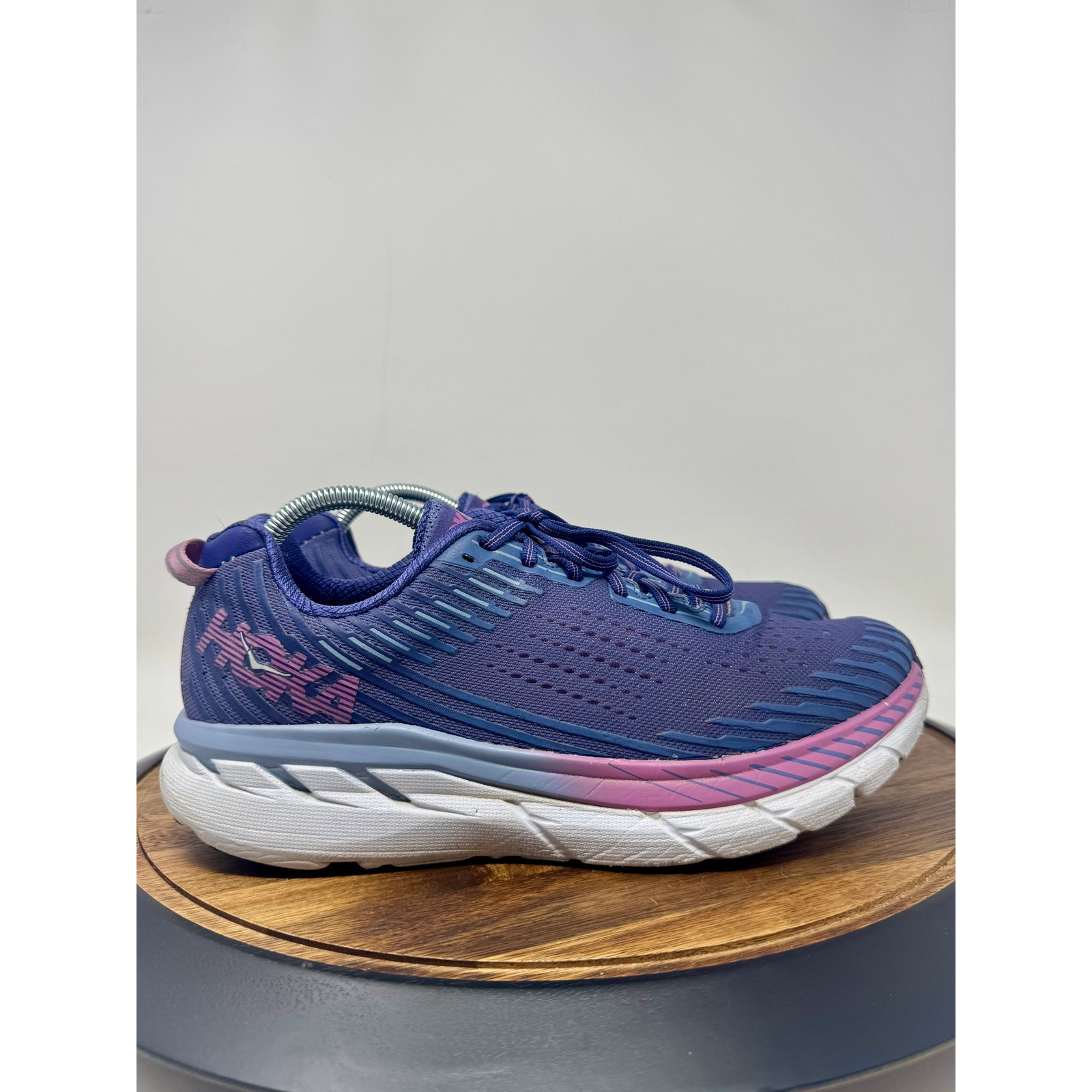 Hoka One One Clifton 5 Women's Running Shoes in Marlin Blue Size 10.5