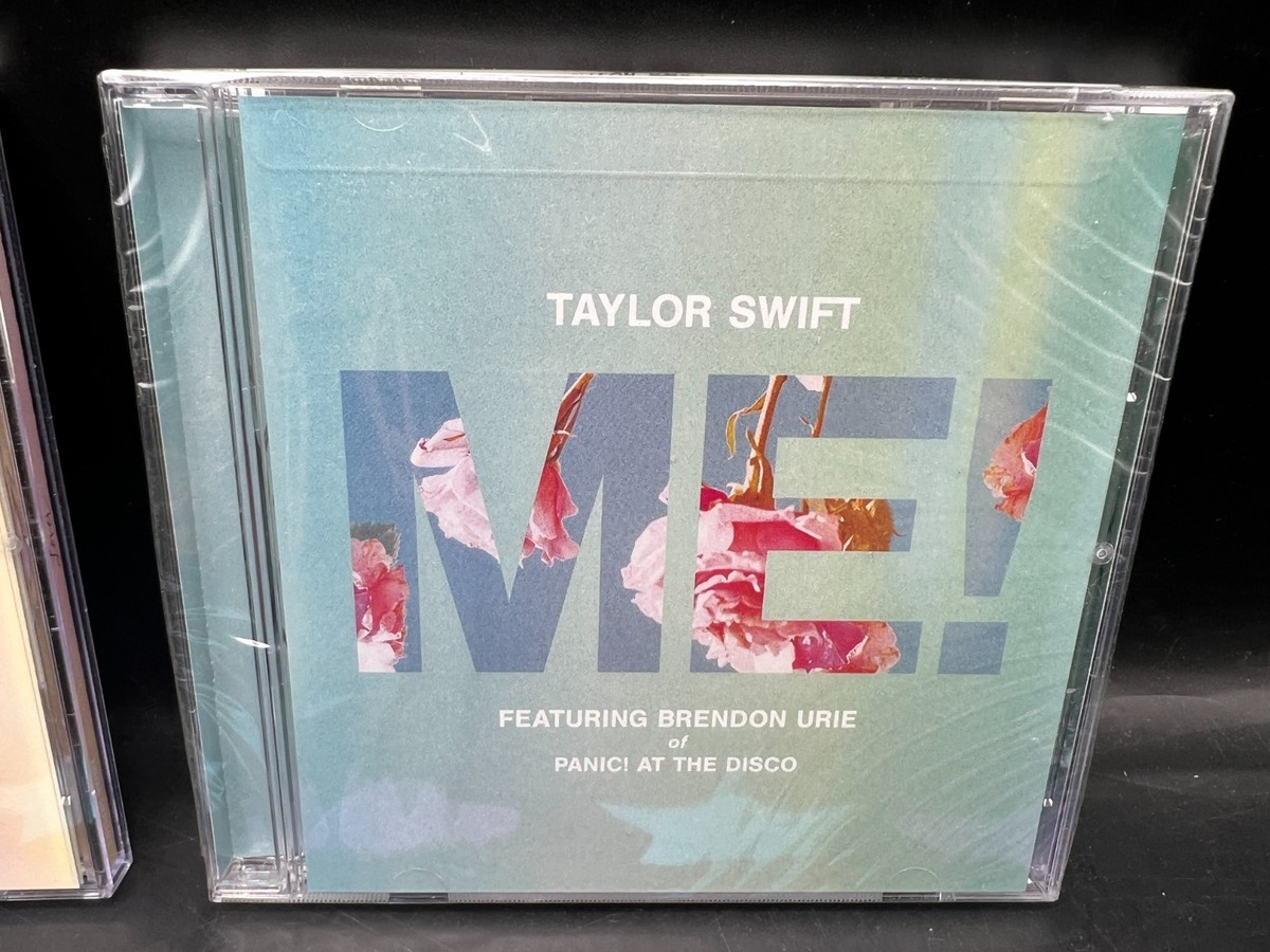 AUTHENTIC Taylor Swift Signed Autograph Lover Album Cover + NEW
