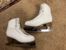 Jackson Ultima Mystique Women's Figure Skates w/ Mark II Blade White -Size 4.5C