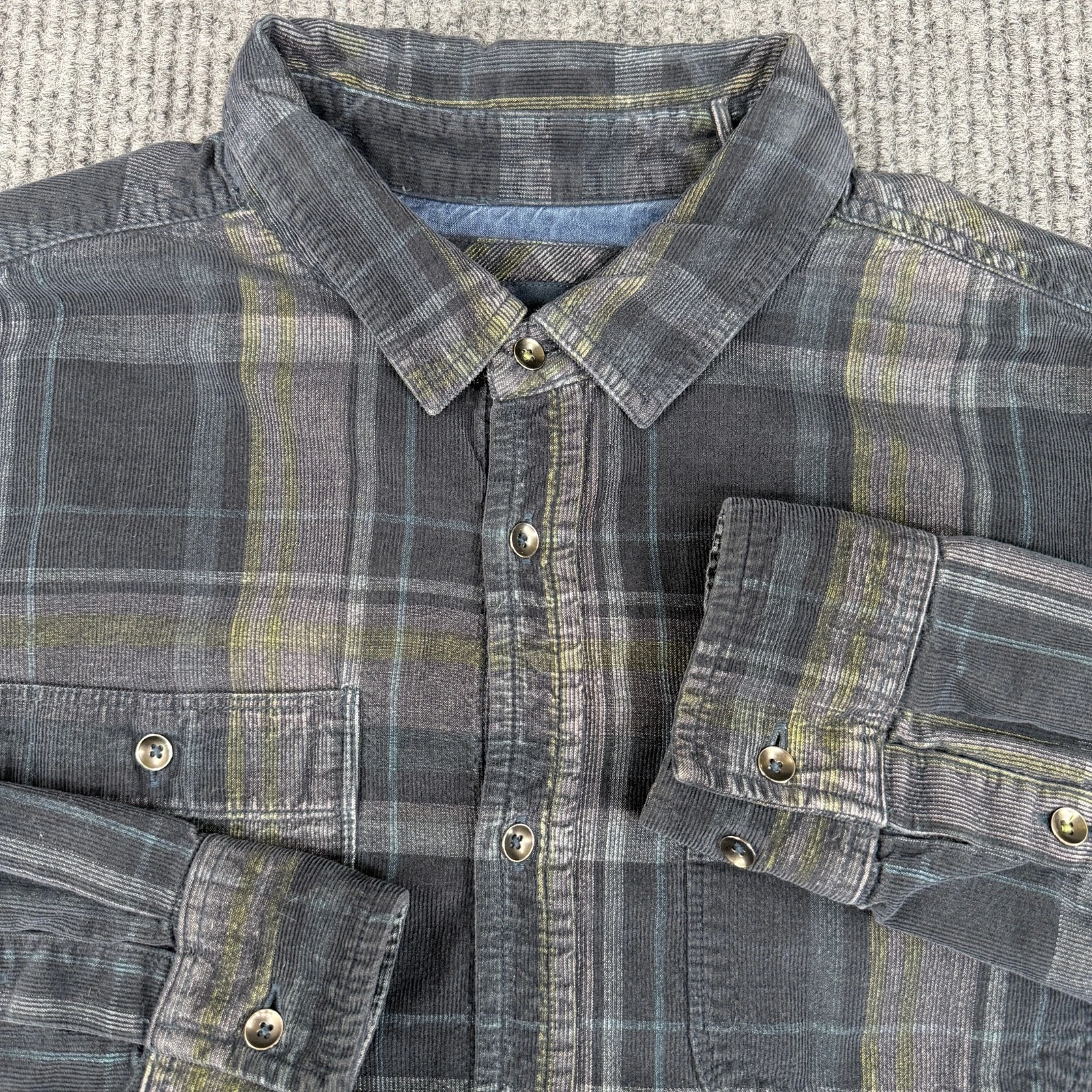 Prana Shirt Mens Large Flannel Corduroy Long Sleeve Button Up Cotton Hiking Camp