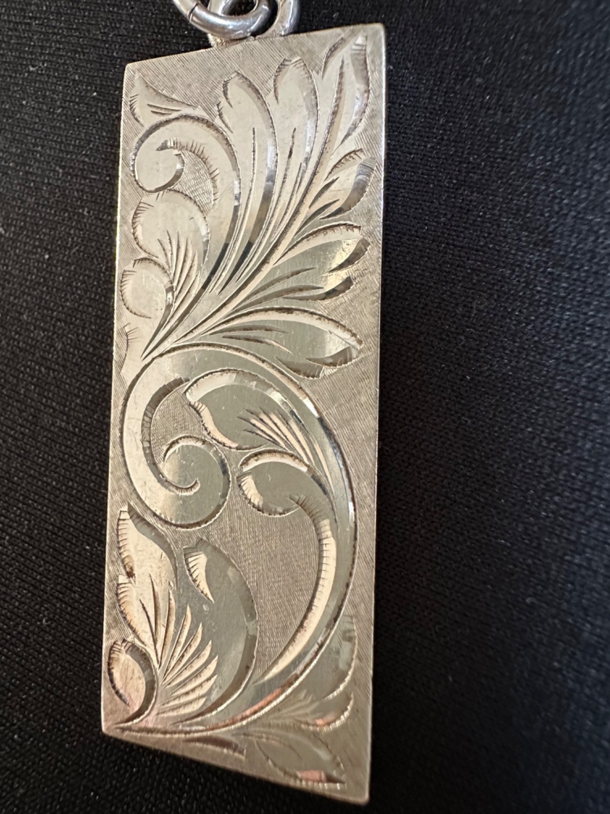 SUPERB VERY LARGE  VINTAGE SOLID SILVER ENGRAVED … - image 2