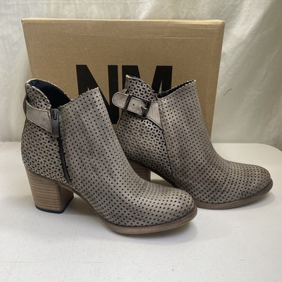 New Naughty Monkey  Leather Ankle Boots Size 8.5 Zip Buckle Show Stoppa Taupe
