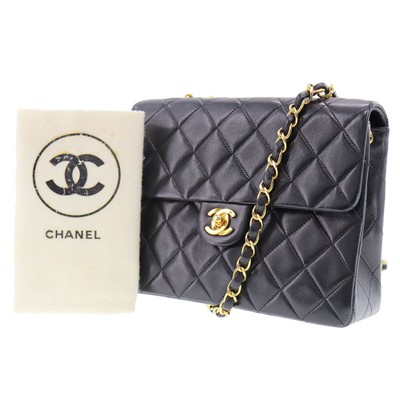chanel matelasse chain shoulder bag
