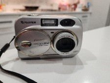 Fujifilm FinePix 2650 Digital Camera 2.0MP Tested Working Metallic Silver