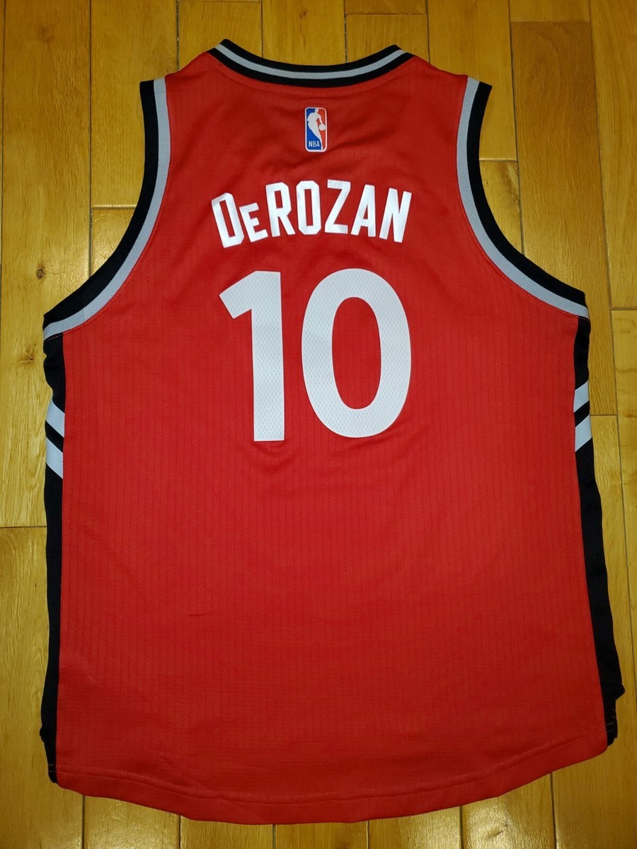 激レア　NBA DeROZAN のTシャツ 2016 adidas DeMar DeRozan Red TORONTO RAPTORS Youth NBA