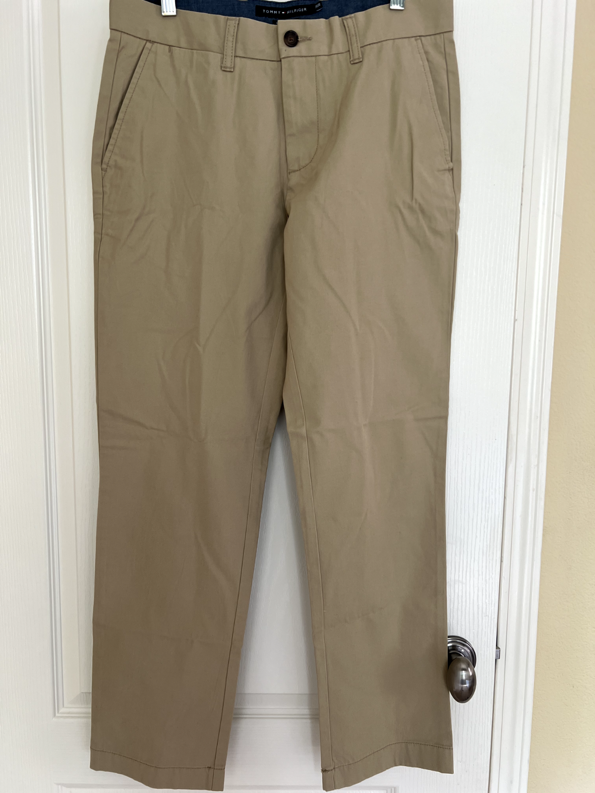 Tommy Hilfiger Mens THFlex Stretch Chino Pants for Comfort & Style