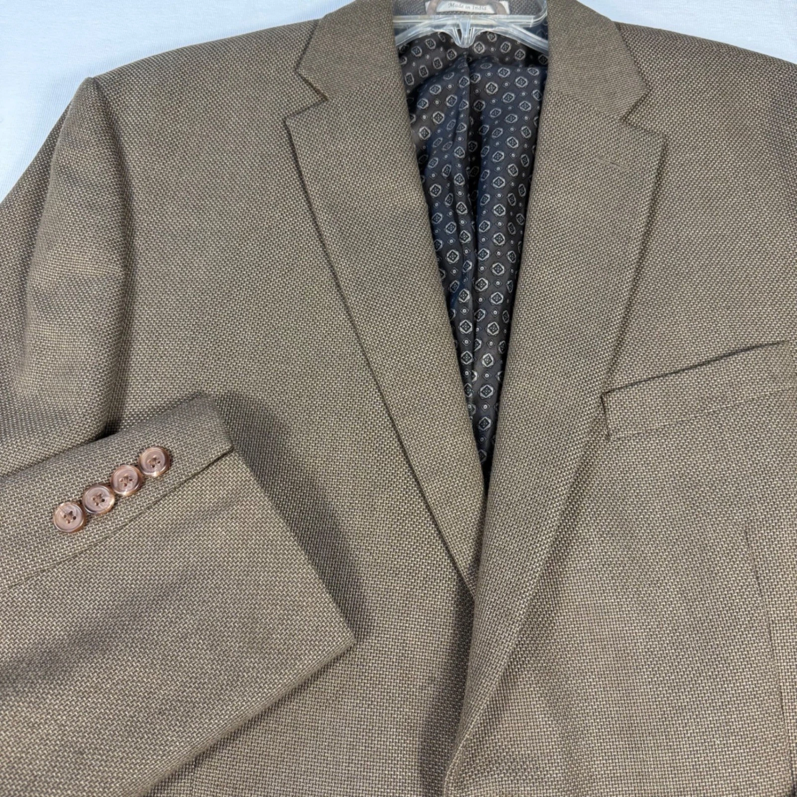 Mens Brown Blazer Sport Coat Textured Two Button Lined Career Wear Measures 44R
