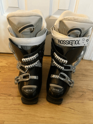 Rossignol Xena Women's Ski Boots - Size 6.5 to 6 / Mondo 24.5