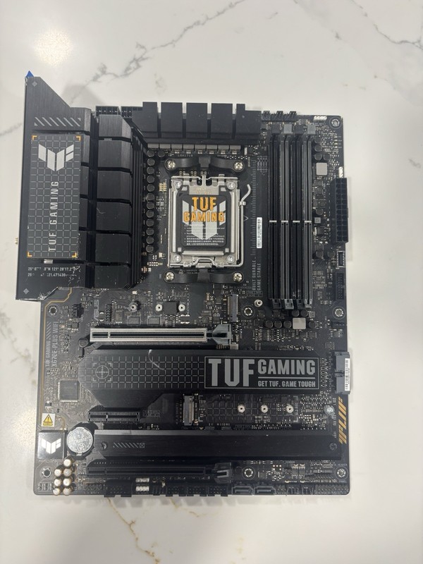 ASUS TUF X670E-plus WiFi Motherboard, Faulty.