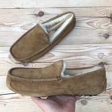 UGG Ascot Chestnut Sheepskin Lined Slippers Men  s Size 8 / EUR 40.5