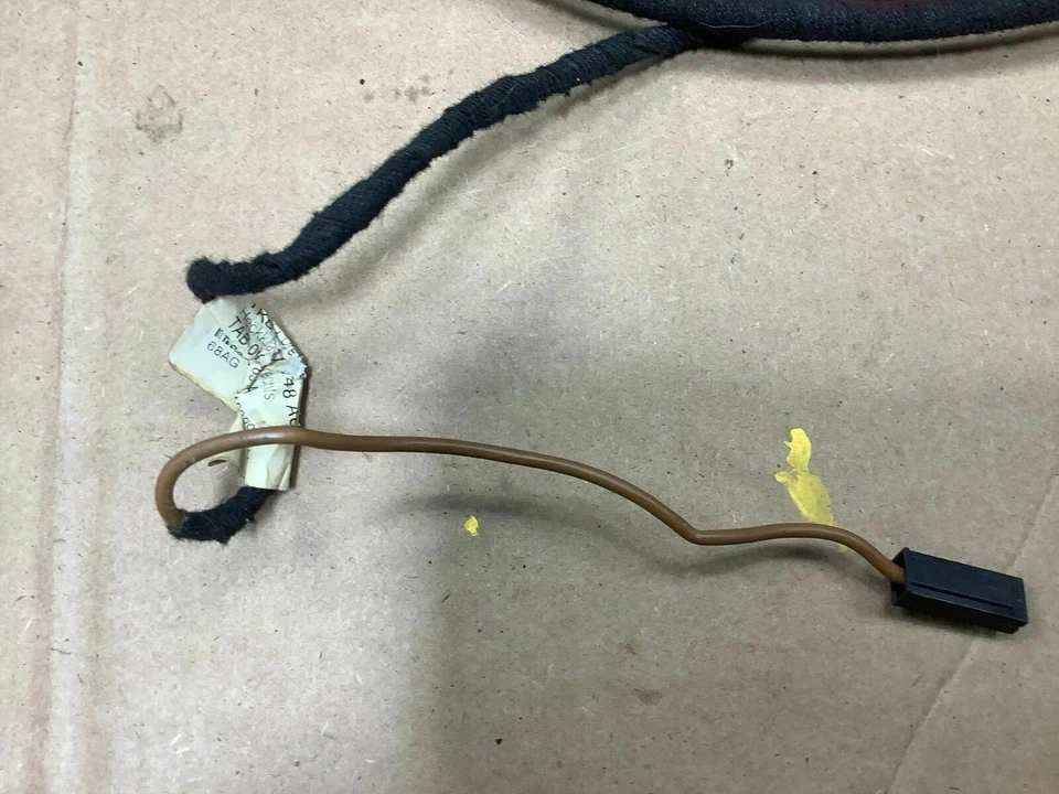 Volkswagen Rabbit 2007 2 puertas maletero trasero puerta trasera pasajero arnés cableado OEM+ Foto 3 de 4