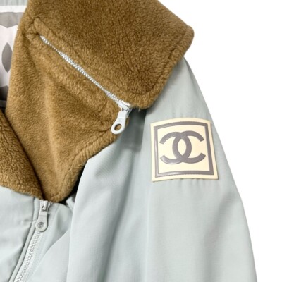 Chanel ホワイト スポーツジャケット Chanel Vintage 2008 White Sport Logo Trench Coat Jacket Top