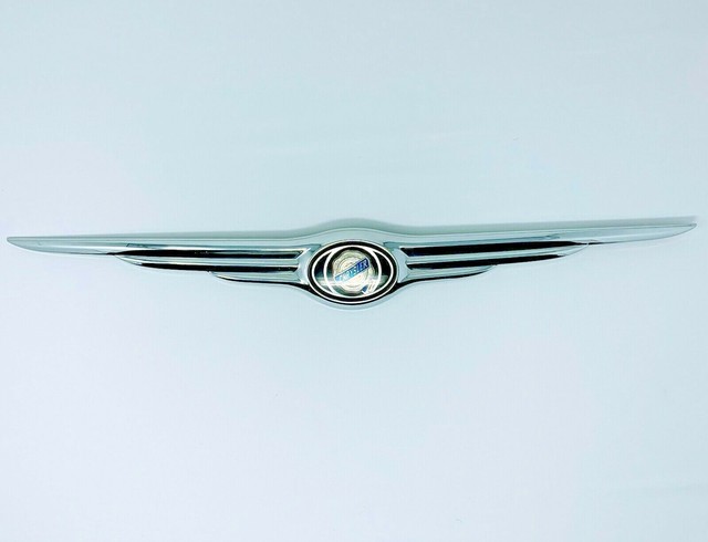 05 06 07 Chrysler 300 Rear Trunk Wing Chrome Emblem Logo Badge Sign OEM