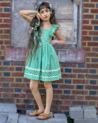 green emerald velvet dress Doll Dress Cake – Storybook Bakery