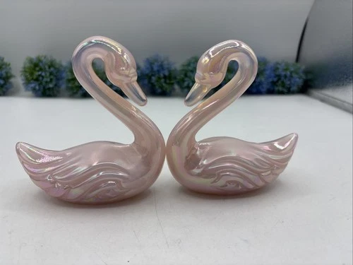 Pair Fenton Art Glass Iridescent Opalescent Pink Swan Figurine Figure